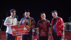 Foto: Bupati Kukar Edi Damansyah dan Wakil Bupati Kukar Rendi Solihin.