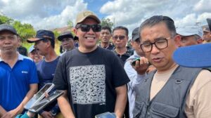 Foto: Walikota Samarinda Andi Harun, bersama Pj. Gubernur Kaltim Akmal Malik, meninjau kawasan Damanhuri.